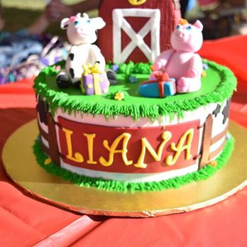Mommy Magic Cakes - Adored this cake! Too bad we had to eat it - Bakeries Near Me - Mount Airy, Maryland