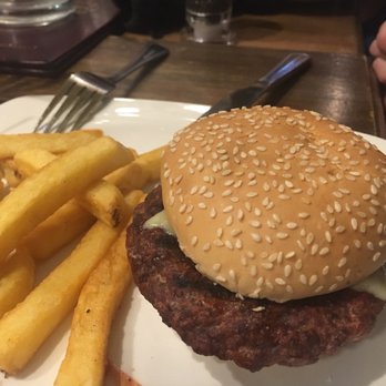 The Blackfriar - Decent burger and fries - Pubs Near Me - London, XGL The Blackfriar - Decent burger and fries - Pubs Near Me - London, XGL
