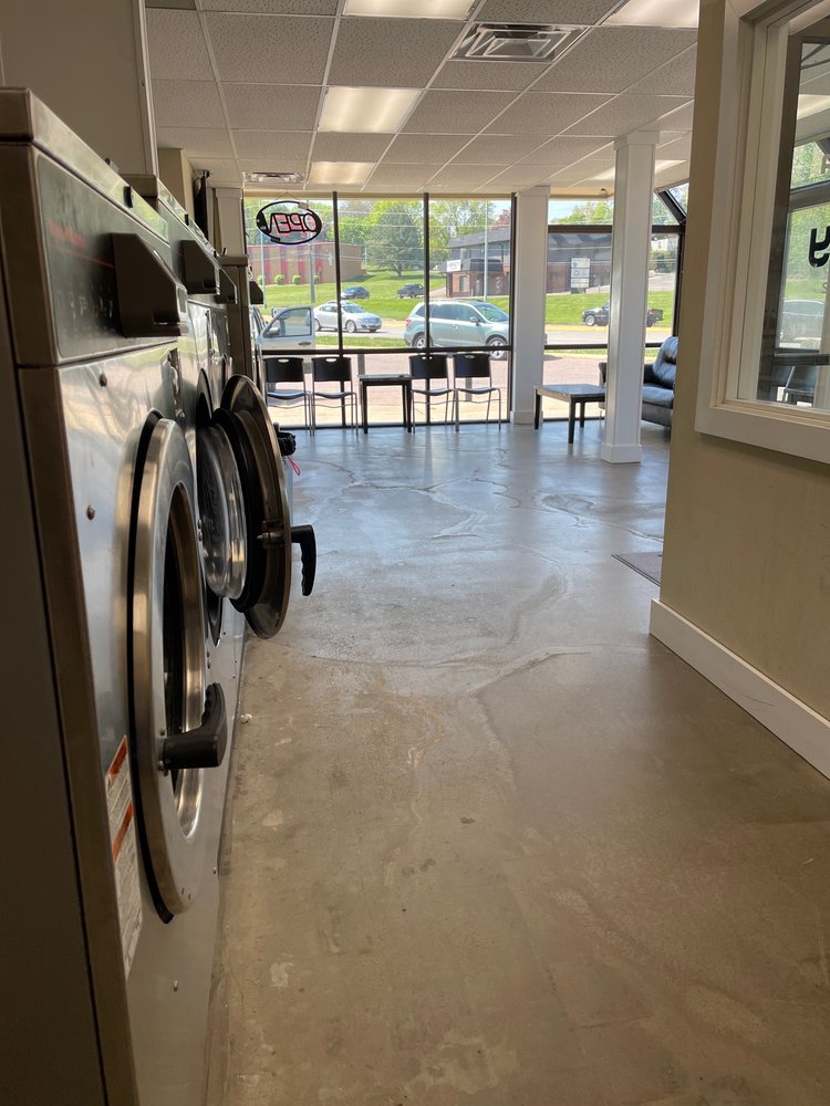 RIVER CITY LAUNDRY Updated August 2024 4243 Gordon Dr, Sioux City