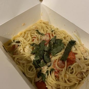 Guichos Eatery - Spaghettini from Guichos. Takeout comes in a coated box which can leak if tipped. - Italian Near Me - San Clemente, California