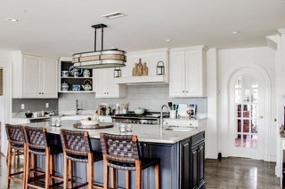 HANCOCK BUILDING ASSOCIATES Updated September 2024 82 Photos 248