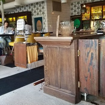 Hillside Farmacy - New American Near Me - Austin, Texas