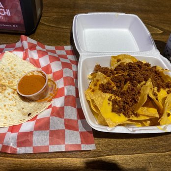 Taqueria Hidalgo - Pastor quesadilla & choriqueso chips - Mexican Near Me - Nashville, Tennessee