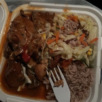Yaad Spice Caribbean Restaurant - Small stew chicken, steam cabbage, and rice n peas. Chicken wasn't dry AT ALL, loved it. - Caribbean Near Me - West Palm Beach, Florida Yaad Spice Caribbean Restaurant - Small stew chicken, steam cabbage, and rice n peas. Chicken wasn't dry AT ALL, loved it. - Caribbean Near Me - West Palm Beach, Florida