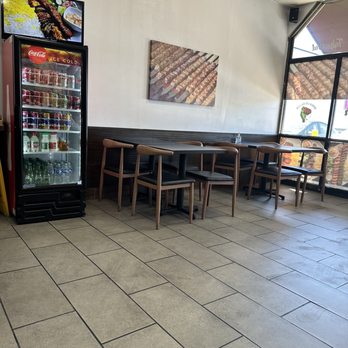 Fresh Grill Mediterranean - Inside - Halal Near Me - Canoga Park, California
