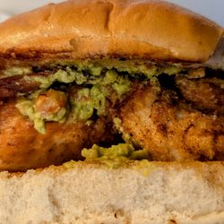 Pluckers Wing Bar - South Lamar - The Chicken Bypass