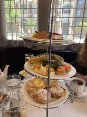 Windsor Arms Hotel by null Windsor Arms Hotel by null