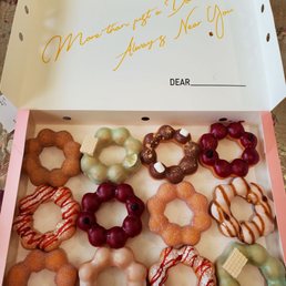 Dozen assorted. Doubled up on some as they don't have 12 different flavors. Dozen assorted. Doubled up on some as they don't have 12 different flavors.