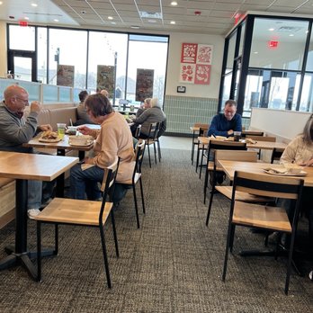 Panera Bread - Seating - Sandwiches Near Me - Indianapolis, Indiana