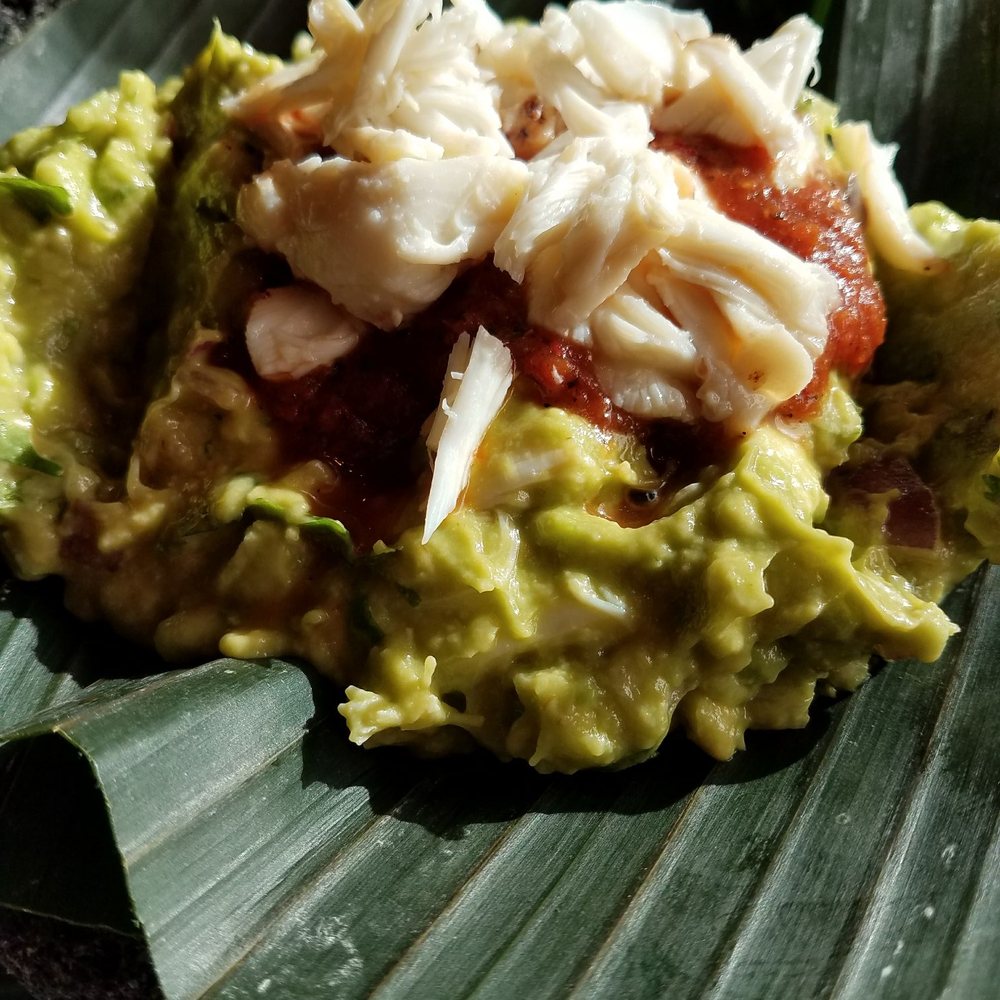 El Vez - "Indian red" Lopez guacamole - Mexican Near Me - Philadelphia, Pennsylvania
