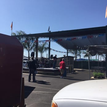 Cherry Avenue Auction - Live band today - Flea Markets Near Me - Fresno, California