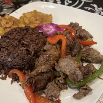Cuba de Ayer Restaurant - Bistec Salteado - Cuban Near Me - Burtonsville, Maryland Cuba de Ayer Restaurant - Bistec Salteado - Cuban Near Me - Burtonsville, Maryland