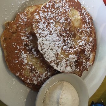 The Bongo Room - Pineapple coconut pancake - New American Near Me - Chicago, Illinois