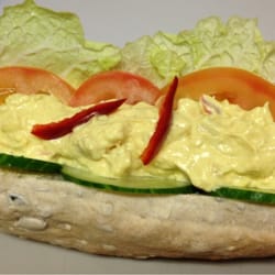 Café Söta Drömmar - Majsbaguette med kycklingröra