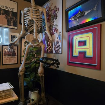 Arthouse - American Near Me - Aurora, Illinois