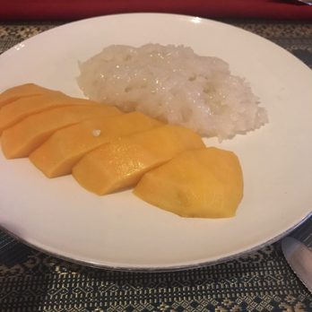 Morris Thai Cuisine - Amazing mango and sticky rice - Thai Near Me - Union, New Jersey