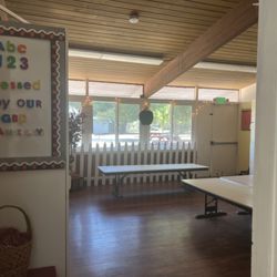 Lunchroom for our little friends.