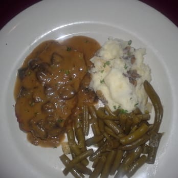 88 Lounge - Meatloaf smash potatoes and green beans - Lounges Near Me - Buckhannon, West Virginia