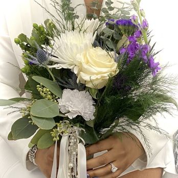 Riverview Florist - Elopement bouquet - Florists Near Me - Riverview, Florida Riverview Florist - Elopement bouquet - Florists Near Me - Riverview, Florida