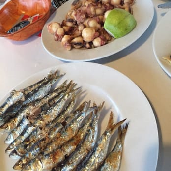 Los Pinos - Seafood Near Me - Torre de Benagalbón, Massachusetts