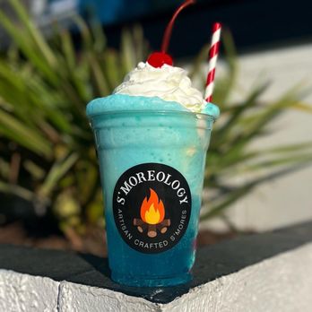 S'moreology - Frostie Blue Cream Soda Float - Desserts Near Me - West Covina, California