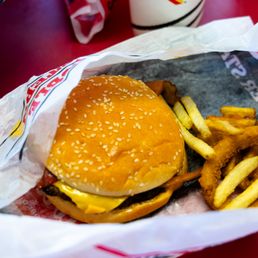 Cheeseburger Cheeseburger