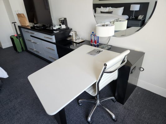 Loews Philadelphia Hotel by null