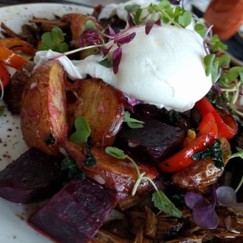 Woodblock - Braised Brisket Hash - Cocktail Bars Near Me - Redmond, Washington