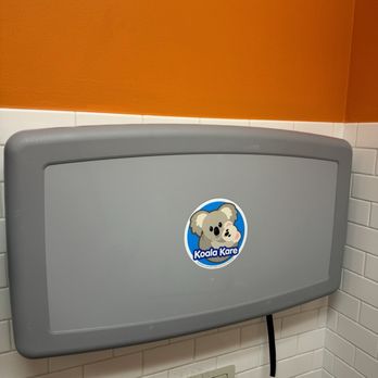 LJ's Lil' Cafe - Baby changing station - Breakfast & Brunch Near Me - Orange, California