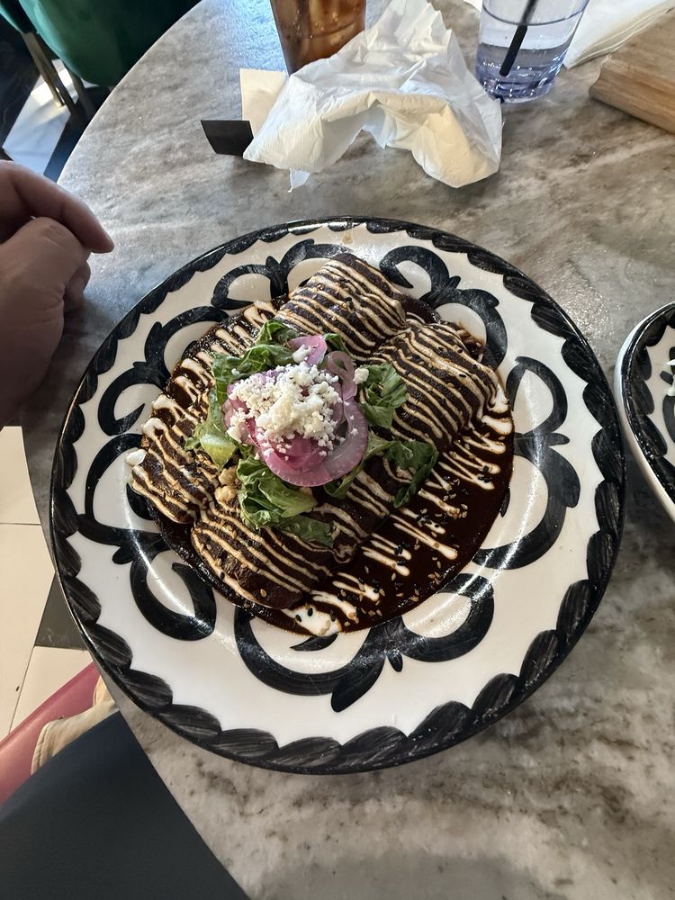 Social spots from Mariposas Restaurant & Cantina