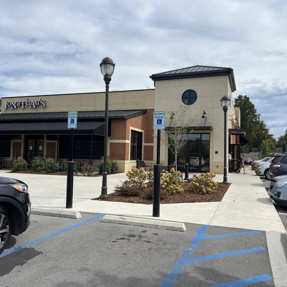 Jonathan's Grille - Restaurant - Sports Bars Near Me - East Ridge, Tennessee
