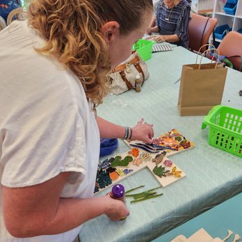 Maggie Mae Mosaic - Handmade mosaic pieces make each project pop. - Art Classes Near Me - Tucson, Arizona
