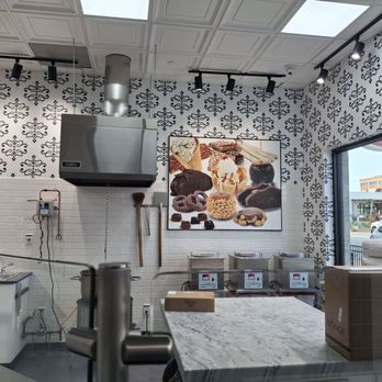 Kilwins - Ice Cream & Frozen Yogurt Near Me - Waco, Texas
