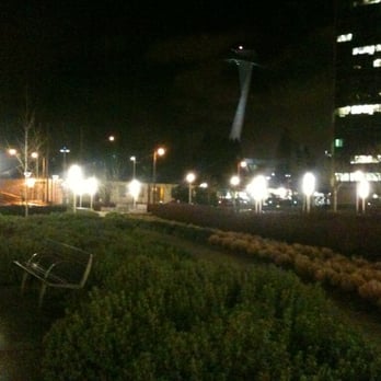 Elizabeth Caruthers Park - Lighting stands through the park at night. - Parks Near Me - Portland, Oregon Elizabeth Caruthers Park - Lighting stands through the park at night. - Parks Near Me - Portland, Oregon