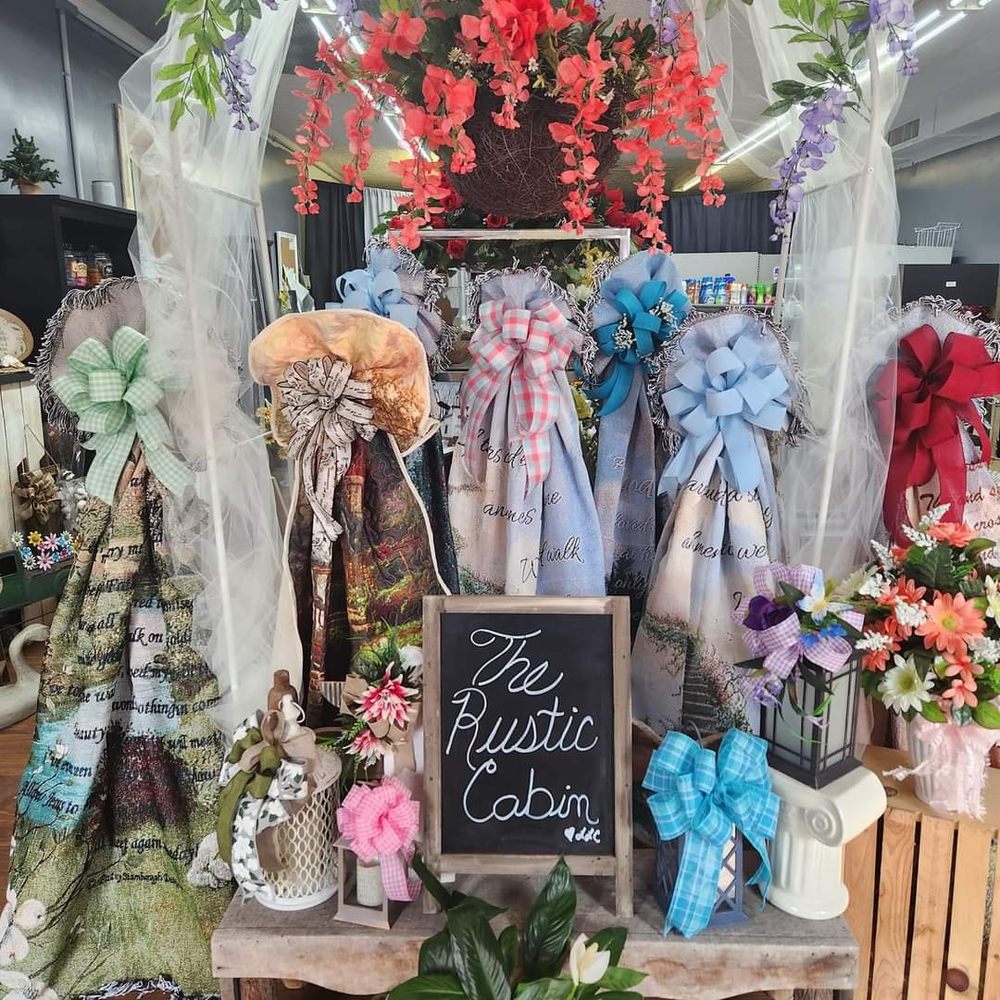 THE RUSTIC CABIN Request Information 330 Walnut St, Hamlin, West