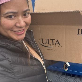 Ulta Beauty - Thank you to the ladies for helping me box up my goodies - Hair Salons Near Me - Virginia Beach, Virginia