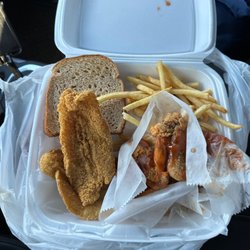 Sam Sylks Chicken & Fish - Euclid