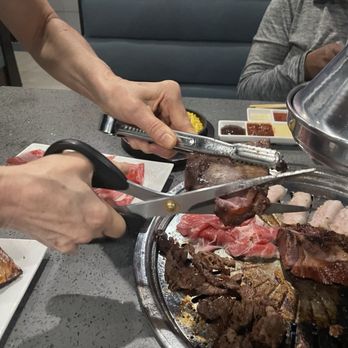 Hanu Premium Korean BBQ - Galbi grizzle! - Korean Near Me - Houston, Texas Hanu Premium Korean BBQ - Galbi grizzle! - Korean Near Me - Houston, Texas