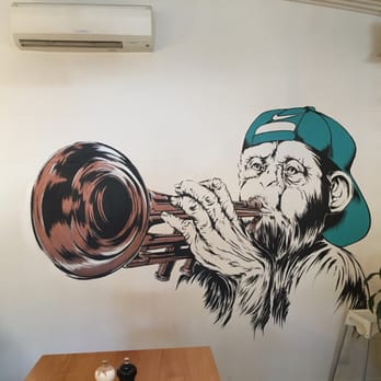Cortille - Cool wall art - Restaurants Near Me - Bendigo, VIC