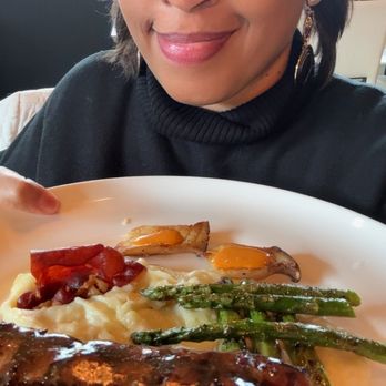 Di Vino - Prime Long Island steak - Mediterranean Near Me - Forest Park, Illinois