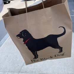 The Black Dog General Store: Circuit Ave