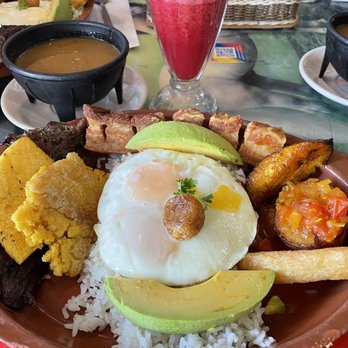 Rinconcito Paisa 1 - 6. Bandeja Paisa - Colombian Near Me - Miami, Florida