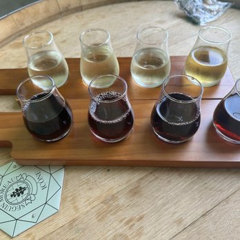 Fox Hollow Vineyards - Flights - Wine Tasting Room Near Me - Holmdel, New Jersey Fox Hollow Vineyards - Flights - Wine Tasting Room Near Me - Holmdel, New Jersey
