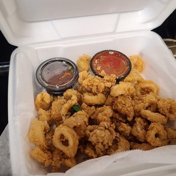 Ralph’s Zucca Pizza - Calamari - Pizza Near Me - Kennesaw, Georgia
