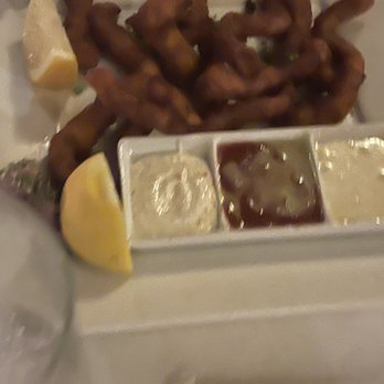 The Sow's Ear - Calamari - Cafes Near Me - Cambria, California