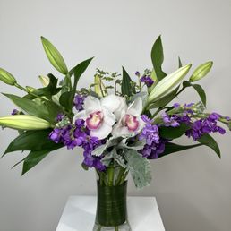 Beautiful flowers designed & delivered in a couple of hours of ordering Beautiful flowers designed & delivered in a couple of hours of ordering