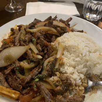 Fiesta on Main - Lomo Saltado - Peruvian Near Me - Stamford, Connecticut Fiesta on Main - Lomo Saltado - Peruvian Near Me - Stamford, Connecticut