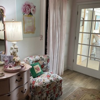 Academy Upholstery - They did amazing work - Furniture Reupholstery Near Me - Sanger, California