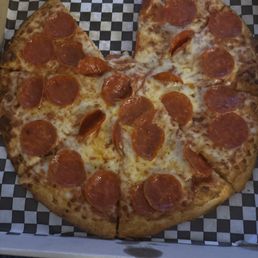 Pepperoni pizza Pepperoni pizza