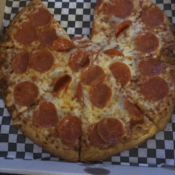 Pizza Cucina Denver - Pepperoni pizza - Pizza Near Me - Denver, Colorado Pizza Cucina Denver - Pepperoni pizza - Pizza Near Me - Denver, Colorado